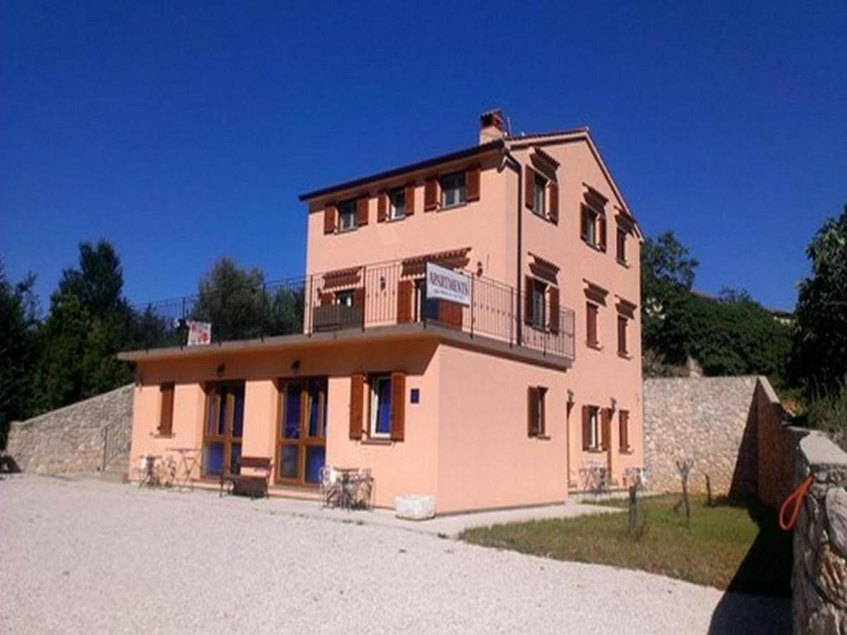 Apartments Barbara Brseč Zewnętrze zdjęcie