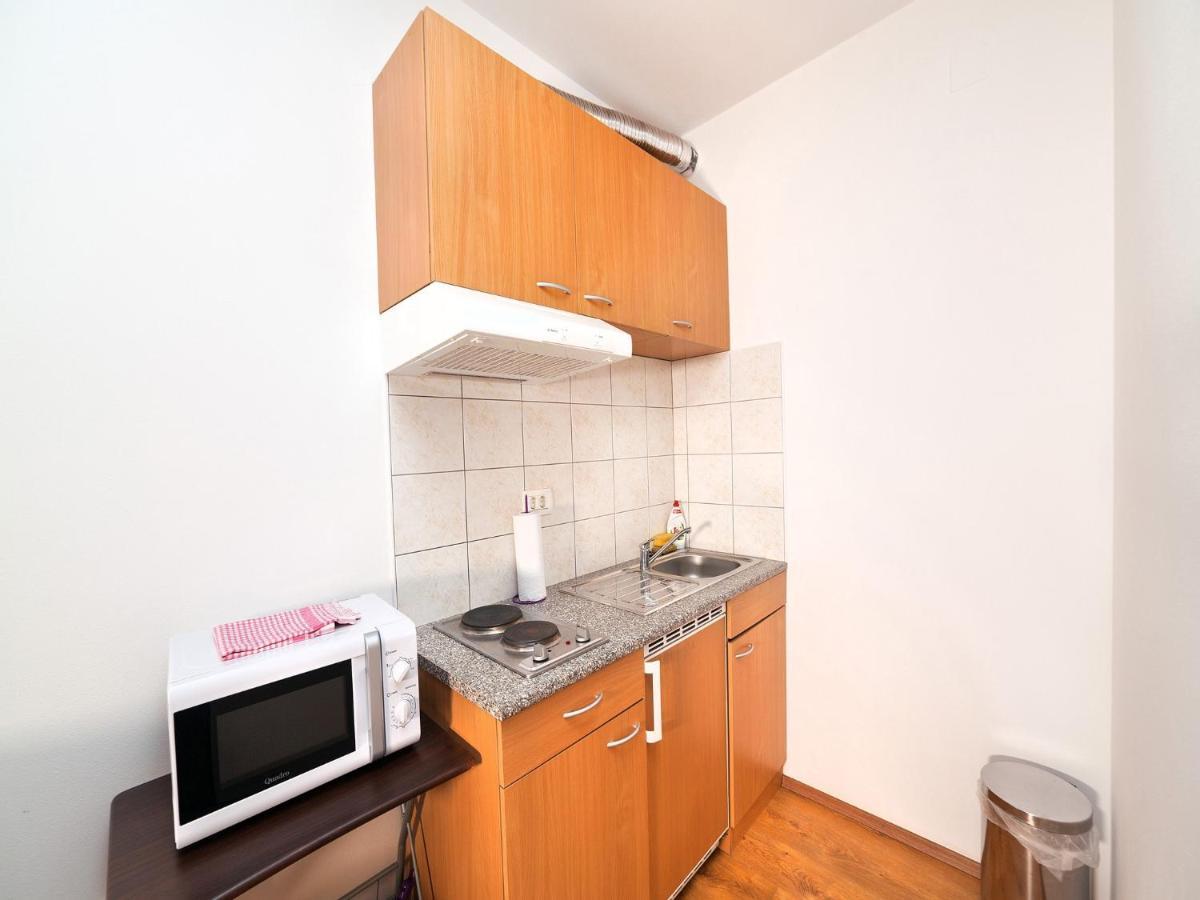 Apartments Barbara Brseč Zewnętrze zdjęcie