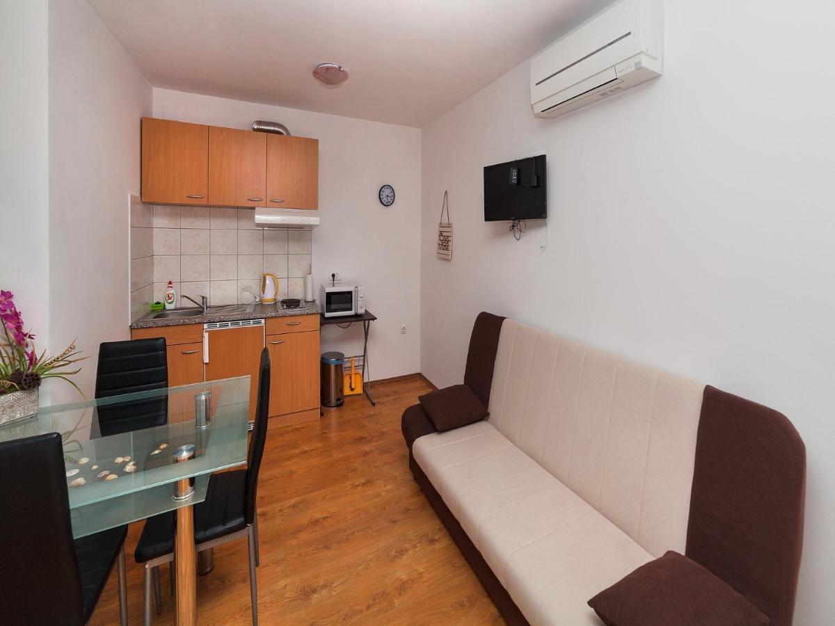 Apartments Barbara Brseč Zewnętrze zdjęcie